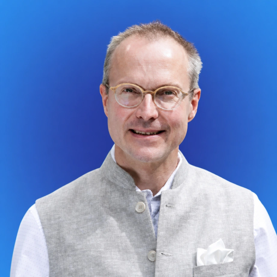 Portrait von Dirk-Andrew Heil